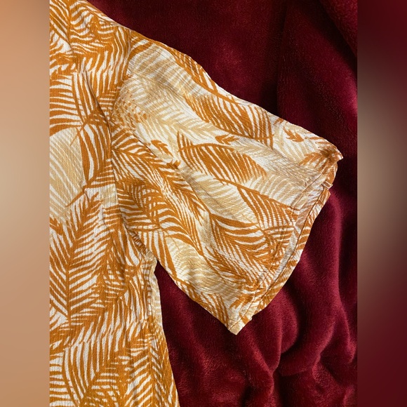 Top - Picture 6 of 6